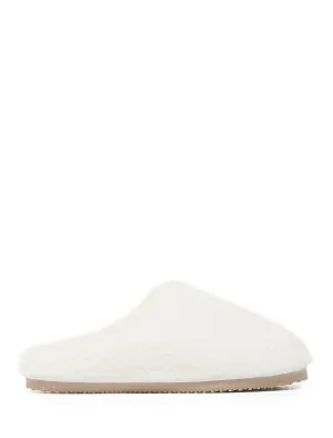 Alice Closed Toe Slipper